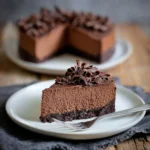Cheesecake al cioccolato pronta in 30 minuti con una decorazione golosa
