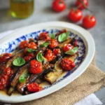 Melanzane spaccatelle al forno dorate e appetitose
