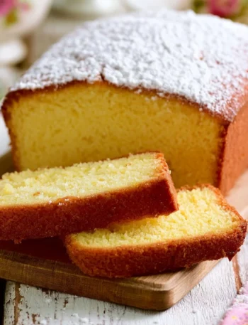 Plumcake al latte senza burro e senza yogurt, dolce soffice e leggero