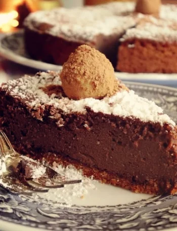 Fetta di Crescionda di Spoleto, torta tradizionale con cioccolato e ricotta