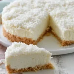 Crostata degli angeli fredda, dolce fresco e delizioso, decorato con frutta