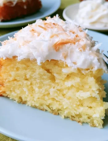 Torta di Cocco con Panna Acida di 4 Giorni, dolce soffice e cremoso