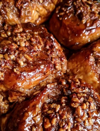 Giant sticky buns, Giganti Panini Appiccicosi, dolci italiani