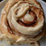 Glassa per rotolo di cannella con Crisco e burro di zucca