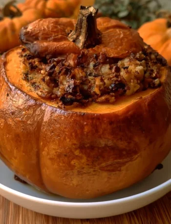 Zuccotto Ripieno Arrosto: dolce tradizionale italiano con ripieno delizioso