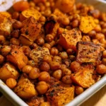 Ceci e zucca speziati al forno, un piatto sano e saporito