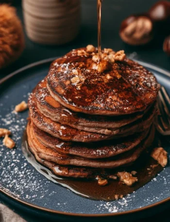 Pancake soffici realizzati con farina di castagne, dolce e sano.